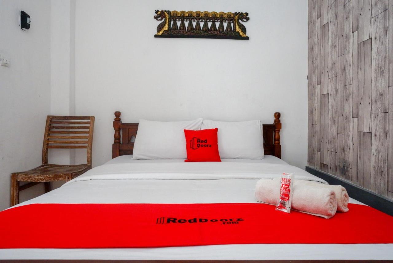 Hotel Reddoorz Syariah Near Plengkung Gading 2 Yogyakarta Exteriér fotografie