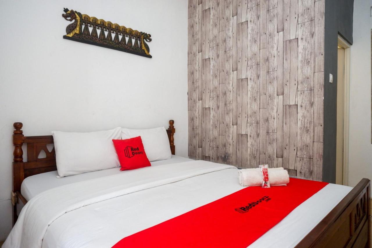 Hotel Reddoorz Syariah Near Plengkung Gading 2 Yogyakarta Exteriér fotografie