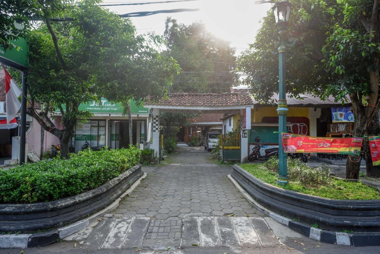 Hotel Reddoorz Syariah Near Plengkung Gading 2 Yogyakarta Exteriér fotografie